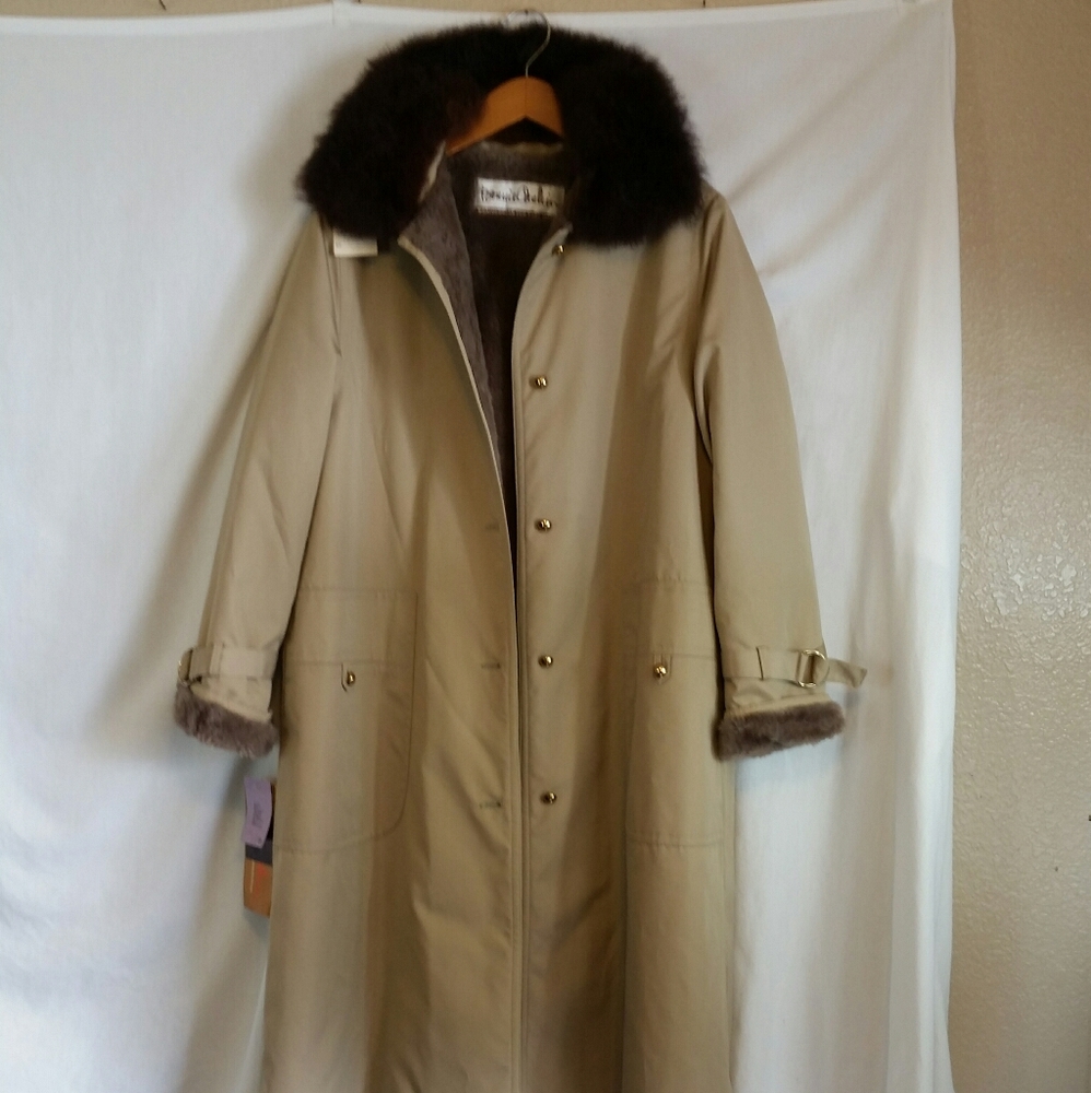 Vintage Bonnie Cashin Brown Womens Trench Coat
